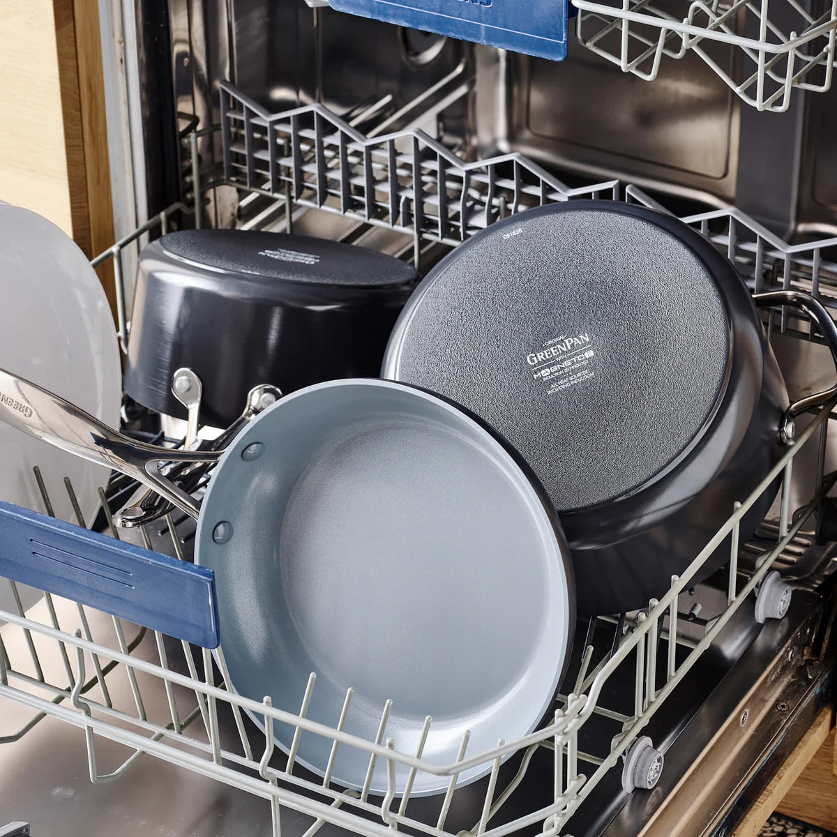 CC000763-001 - Valencia Pro 17PC COOKWARE SETS, DARK GREY - Product Image 7