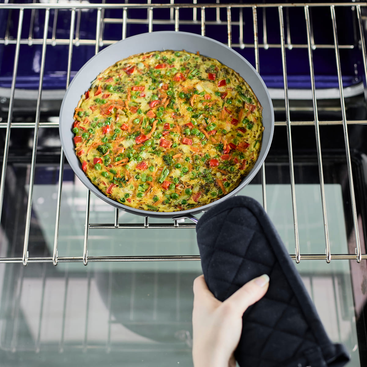 CC002453-001 - Valencia Pro FRYING PAN, DARK GREY - 28CM - Product Image 7