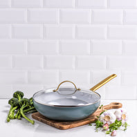 Padova WOK WITH LID, SMOKEY SKY BLUE - 28CM