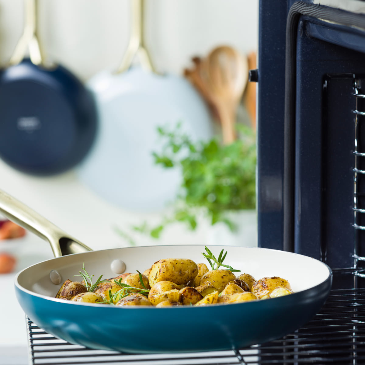 Shades<br> 3pc Cookware Set In Coastal
