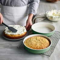 Reserve Round Cakepan, Sage Green - 23.4 cm