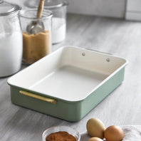 Reserve Rectangular Cakepan, Sage Green - 30.2 x 25.2 cm