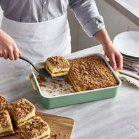 Reserve Rectangular Cakepan, Sage Green - 30.2 x 25.2 cm
